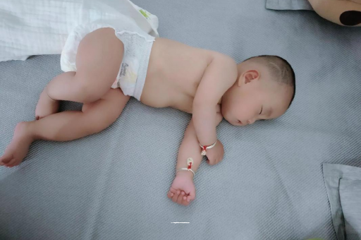 孟津宝宝口水多怎么回事